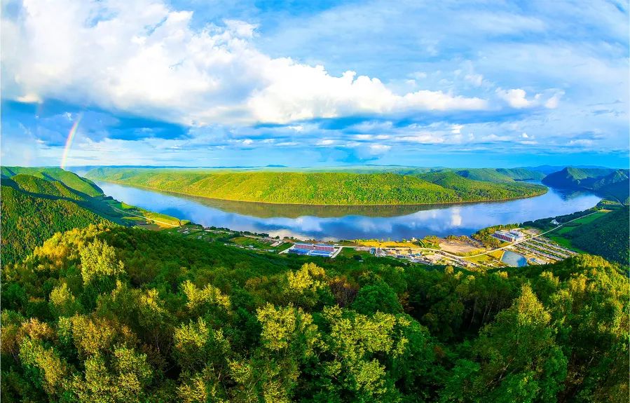 黑龙江,北国冰封雪锁的壮美风光