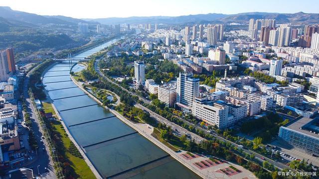 阳泉，嘉宾云集，观众热情如火